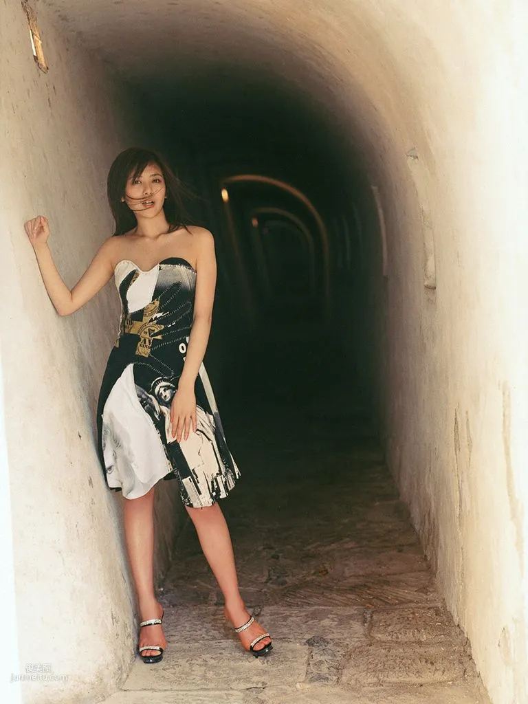 [Wanibooks] NO.06 Miho Shiraishi 白石美帆 寫真集 69