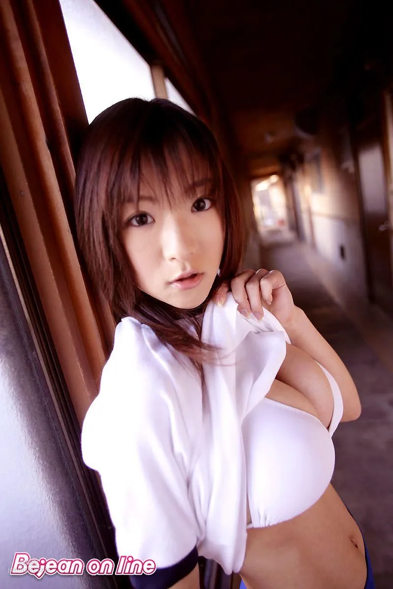 Cover Girl カバーガール Horri Mizuki 堀井美月 [Bejean On Line] 寫真集 28