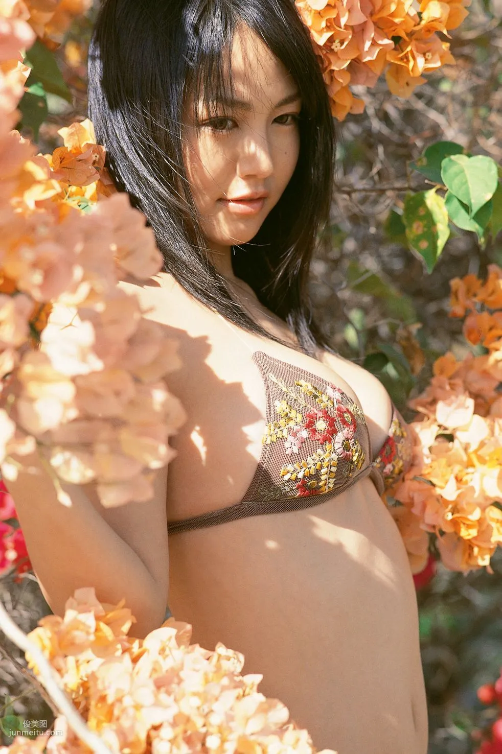 [Wanibooks] NO.07 Sayaka Isoyama 矶山沙耶香/磯山沙也加 寫真集 185