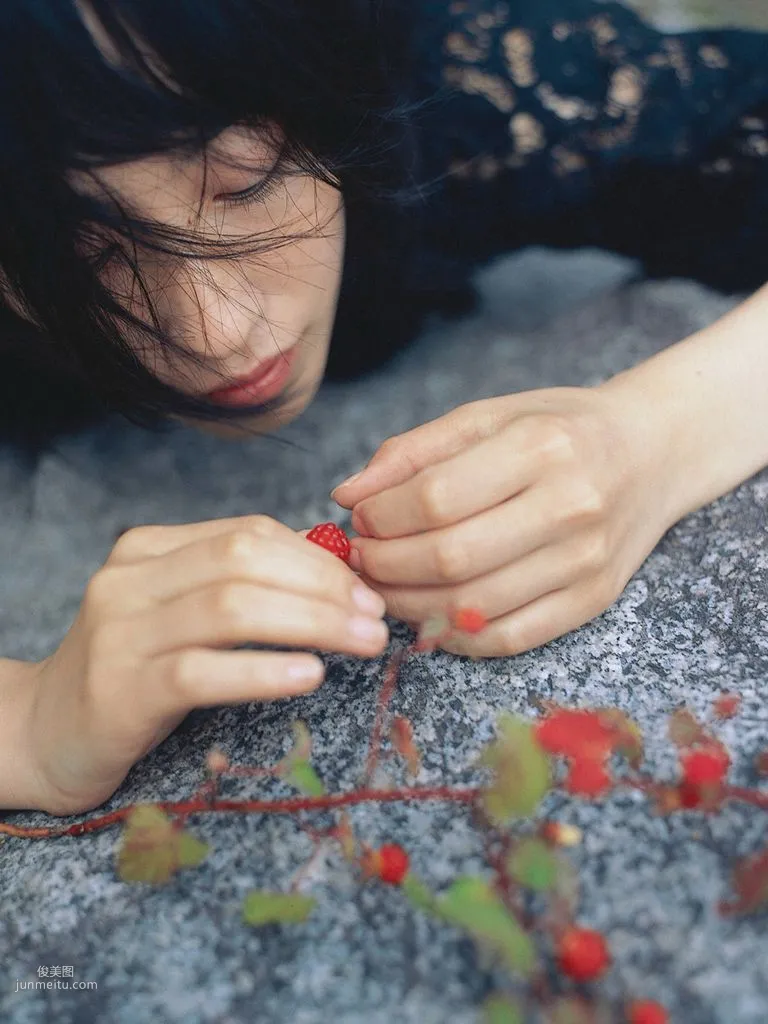 [Wanibooks] NO.40 Hiroko Sato 佐藤寬子/佐藤寛子 寫真集 79