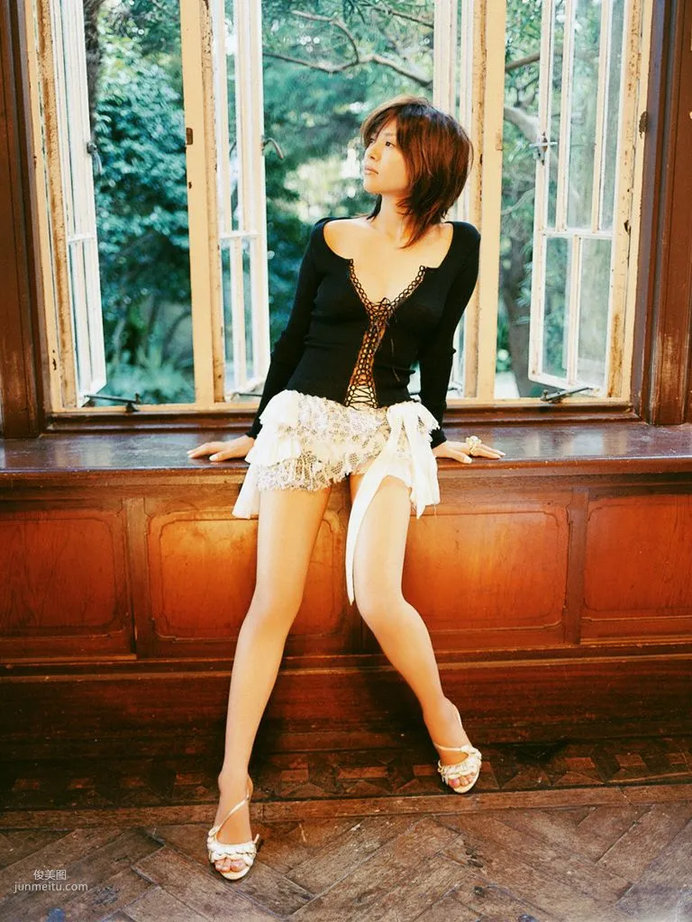 [Wanibooks] NO.06 Miho Shiraishi 白石美帆 寫真集 70
