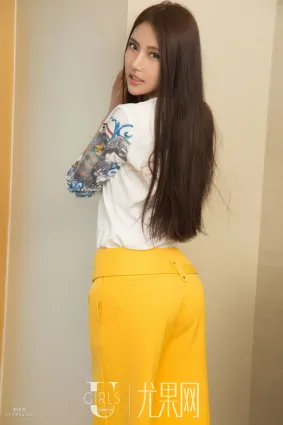 [尤果網] U267 李淩子《甜美的愛戀》寫真集