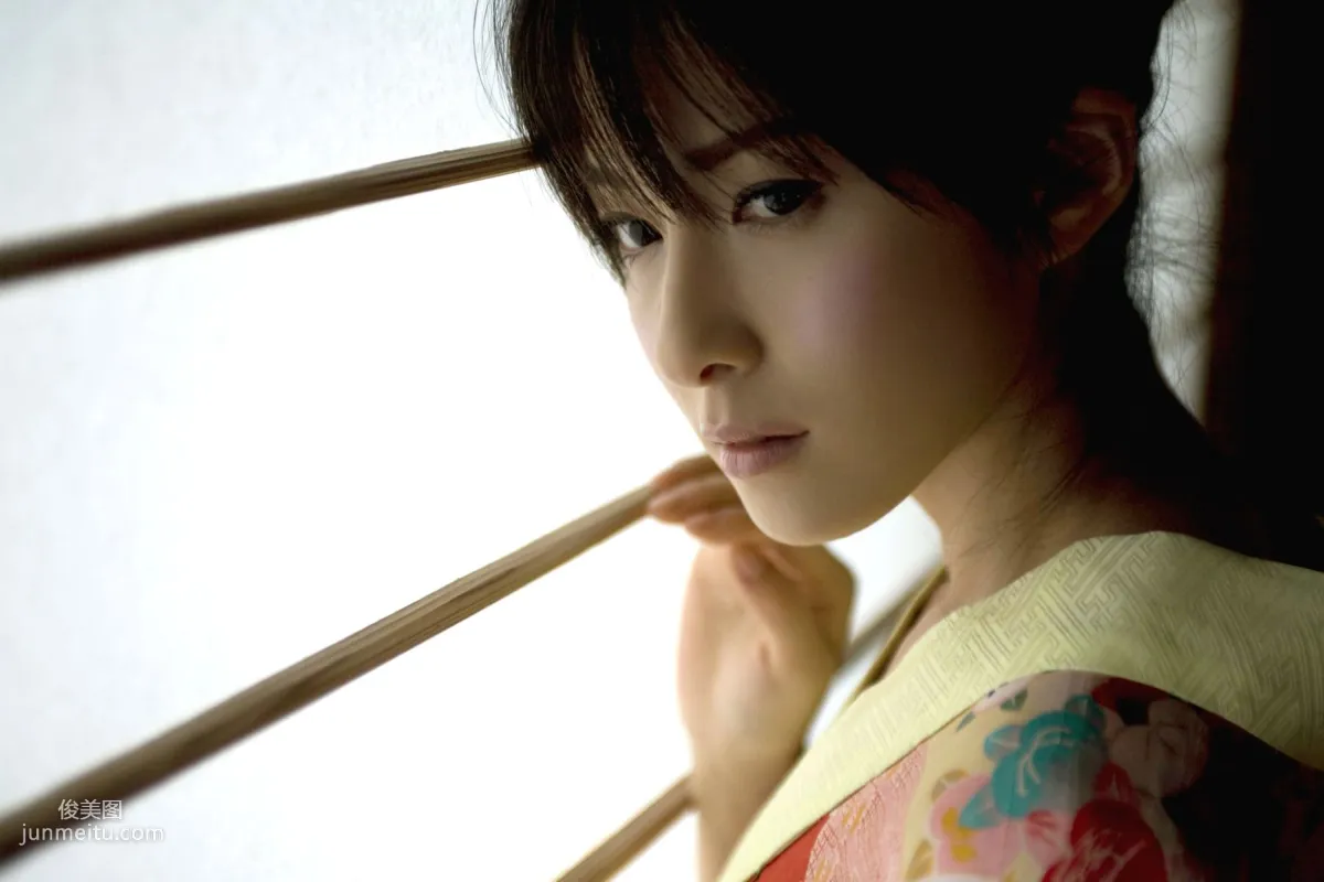 [Wanibooks] NO.58 Matsuki Rina 松木裡菜 寫真集 219