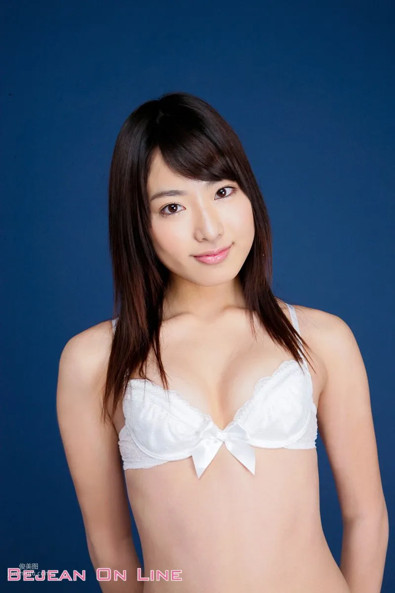 白娘隊 Kana Yume 由愛可奈 [Bejean On Line] 寫真集 1