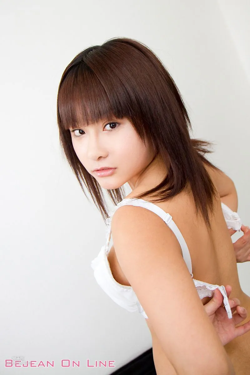 部屋においでよ Mari Shirasaka 白坂まり [Bejean On Line] 写真集5