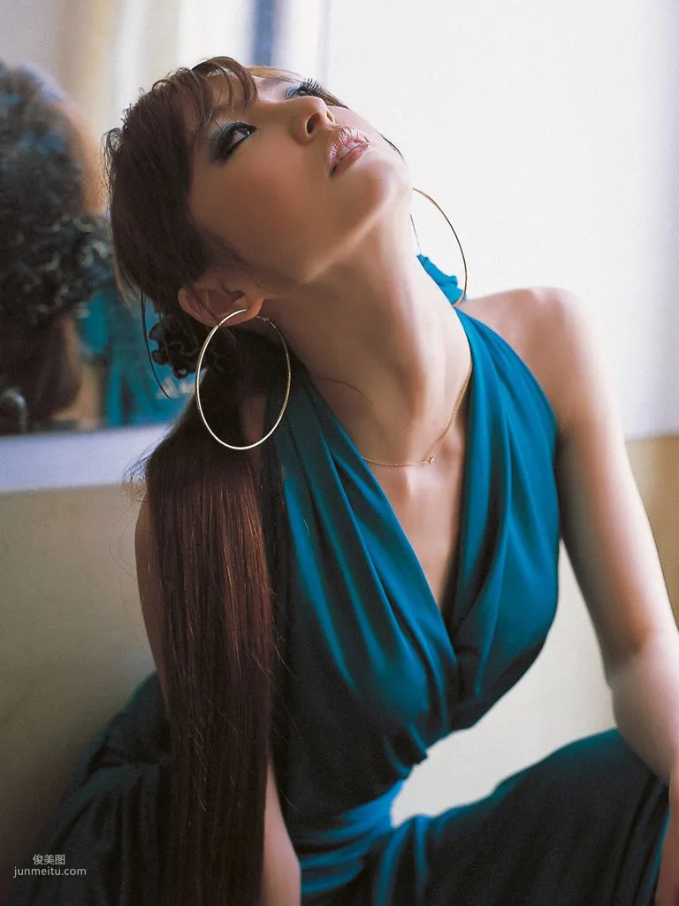 [Wanibooks] NO.51 Mariko Shinoda 篠田麻裡子 寫真集 107