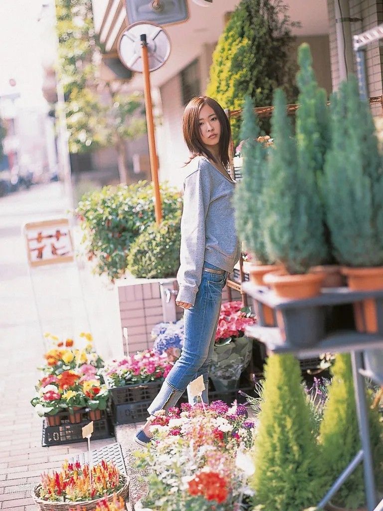 [Wanibooks] NO.50 Sayuri Iwata 岩田小百合/岩田さゆり 寫真集 80