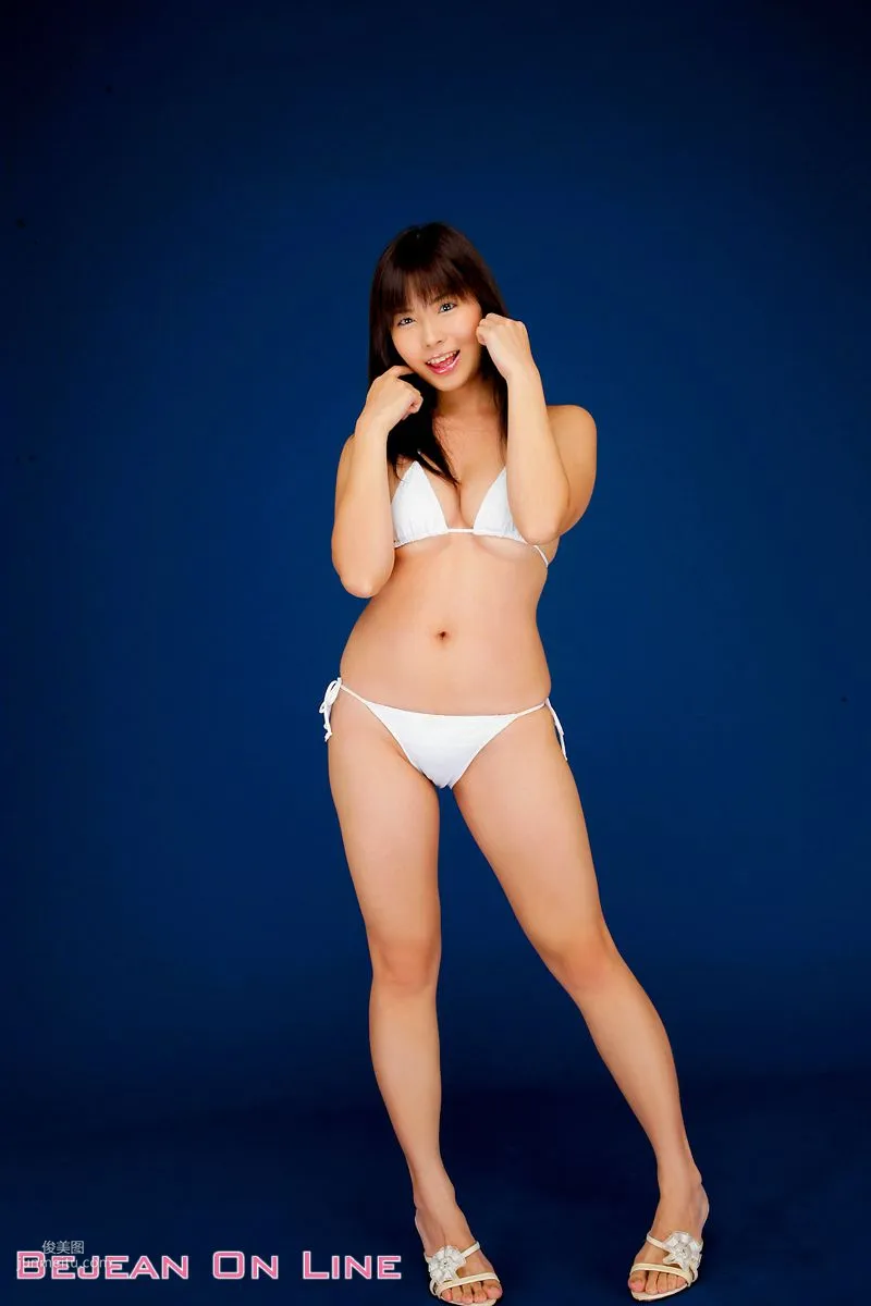 白娘隊 Mikuru Uchino 内野未來 [Bejean On Line] 寫真集 6