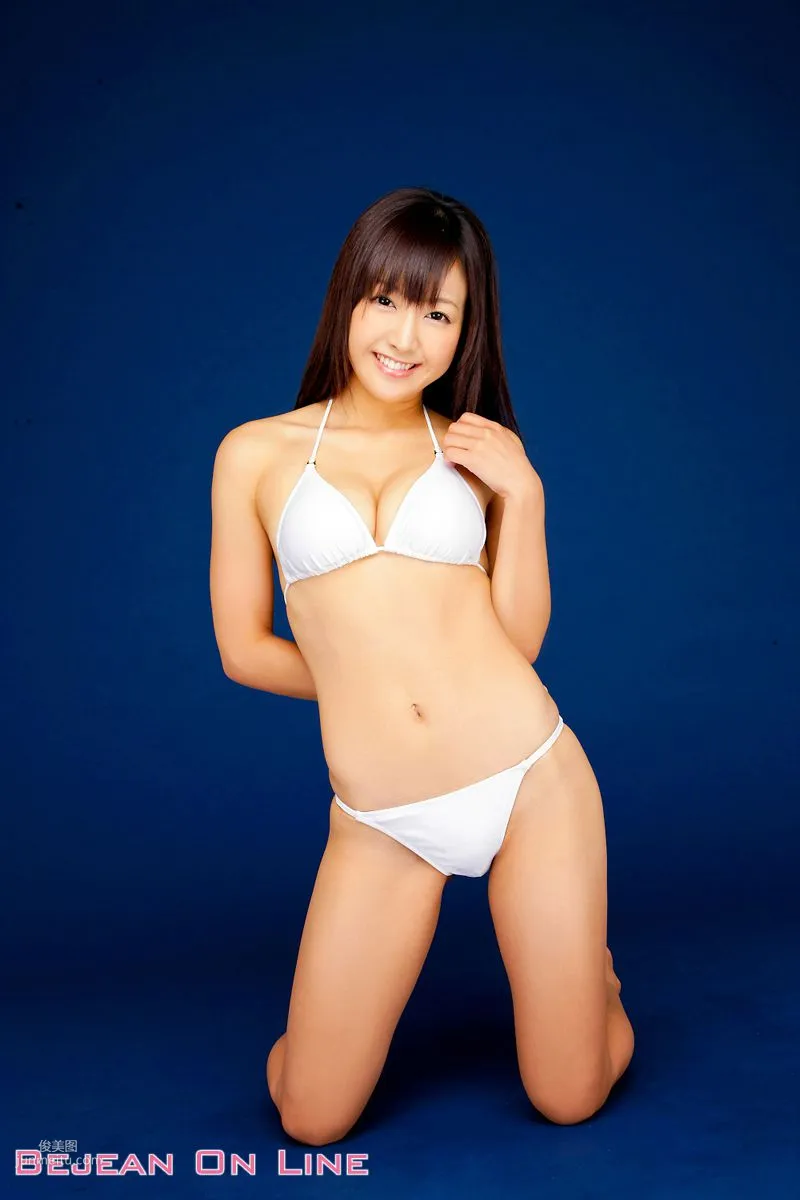白娘隊 Megumi Fukunaga 福永愛美 [Bejean On Line] 寫真集 28