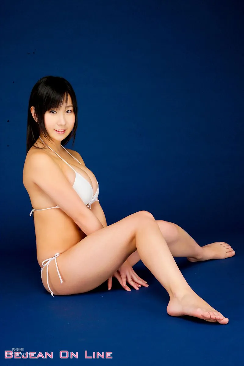 白娘隊 Rui Kiriyama 桐山瑠衣 [Bejean On Line] 寫真集 18