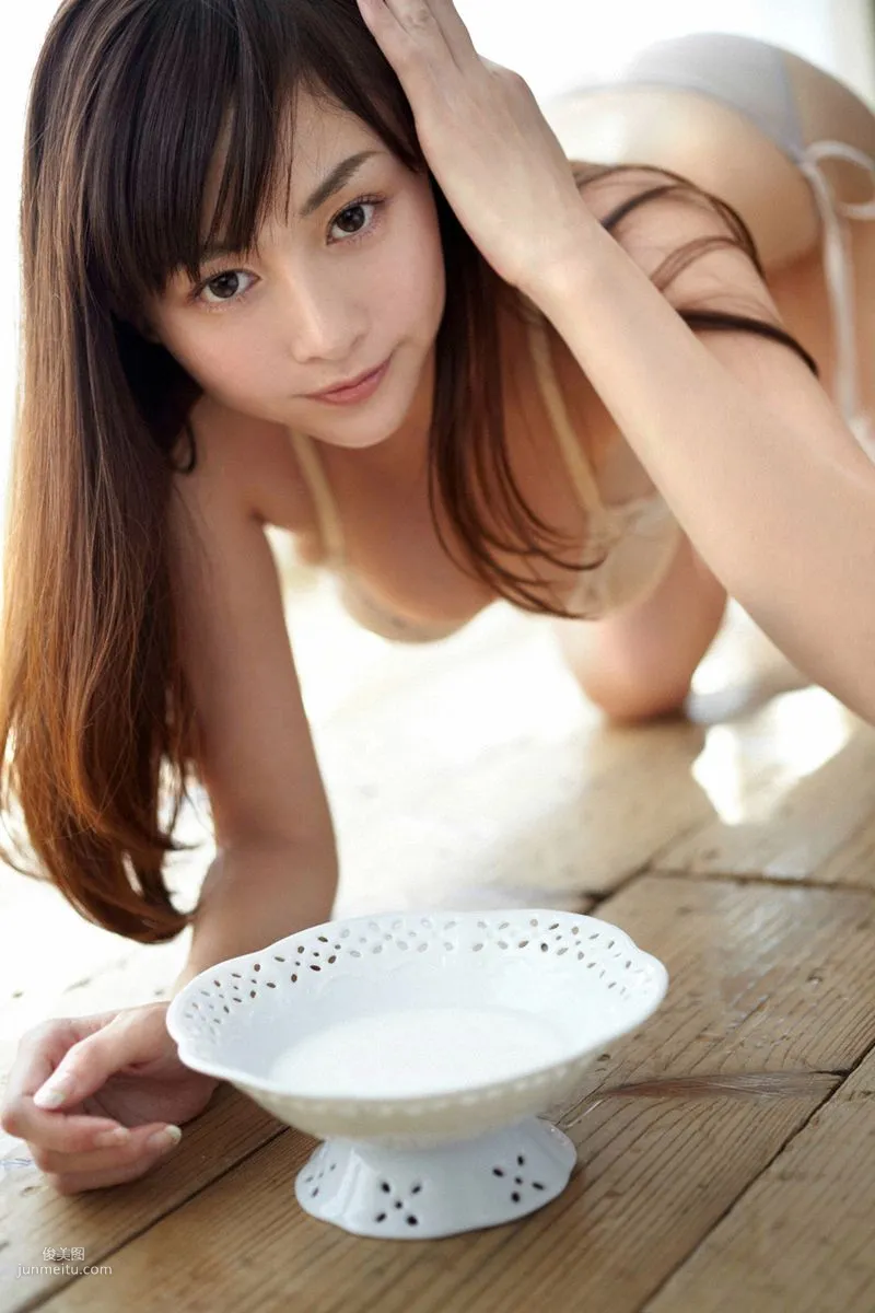 [Wanibooks] NO.94 Anri Sugihara 杉原杏璃 寫真集 80