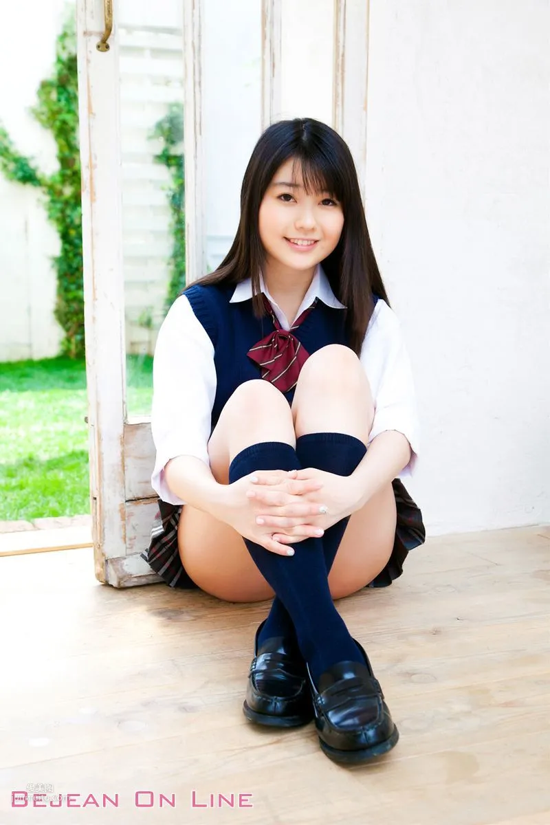 私立Bejean女学館 Ami Tomite 冨手麻妙 [Bejean On Line] 写真集9