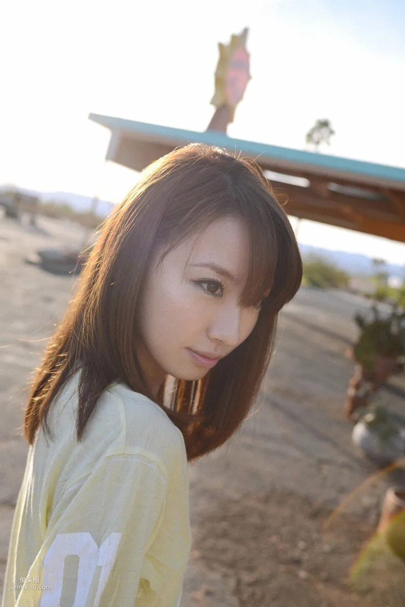 [Wanibooks] NO.106 Azusa Yamamoto 山本梓 寫真集 150