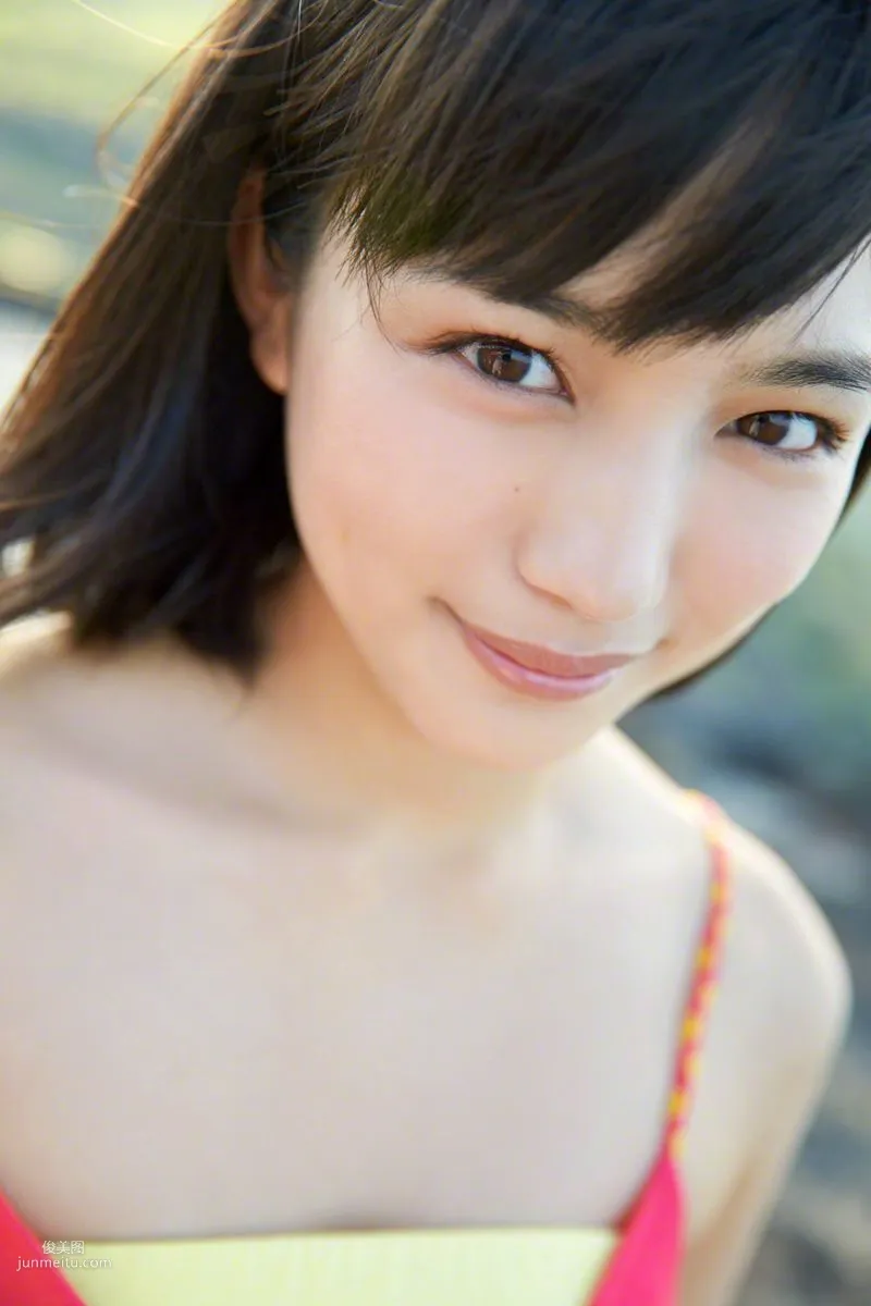 [Wanibooks] NO.132 Haruna Kawaguchi 川口春奈 寫真集 64