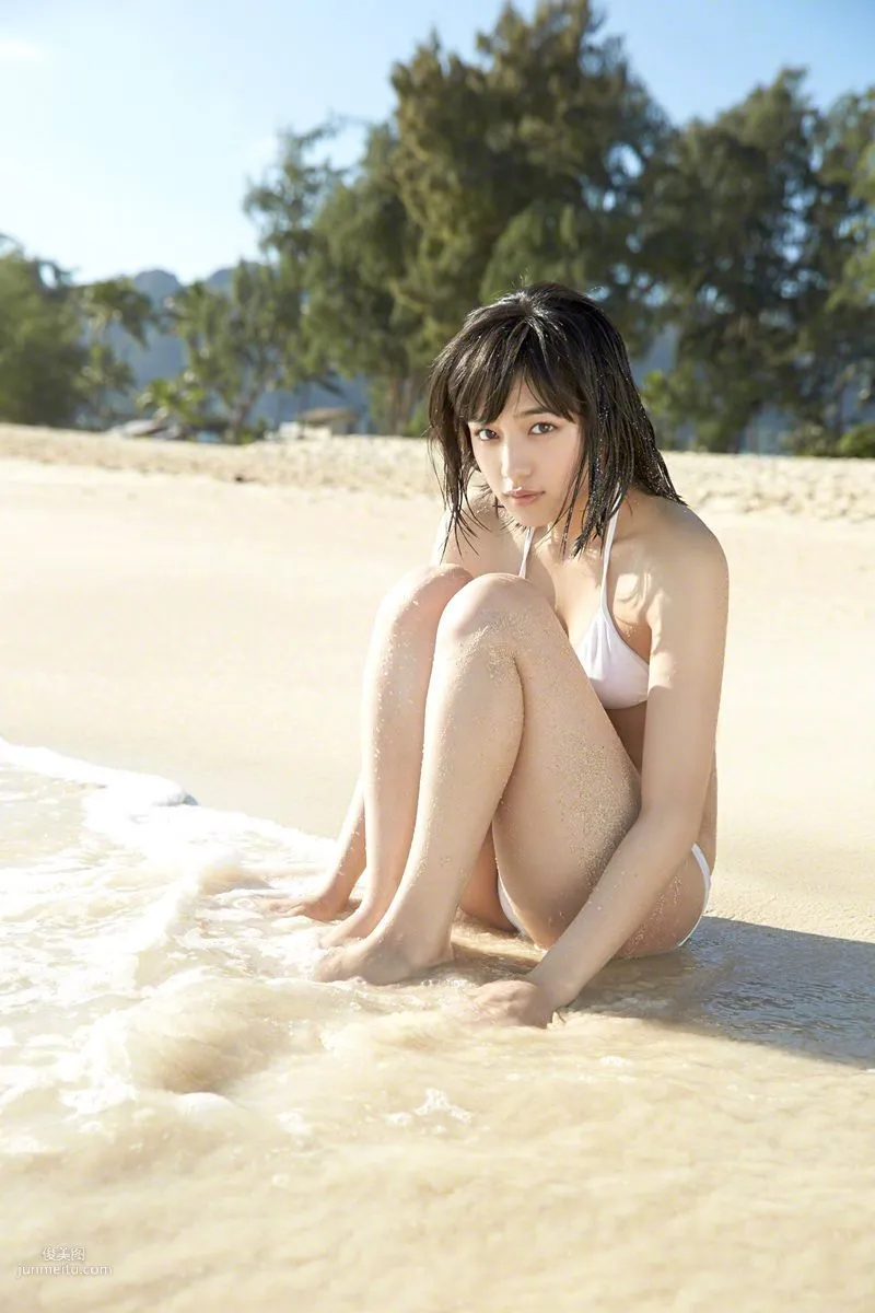 [Wanibooks] NO.132 Haruna Kawaguchi 川口春奈 寫真集 104