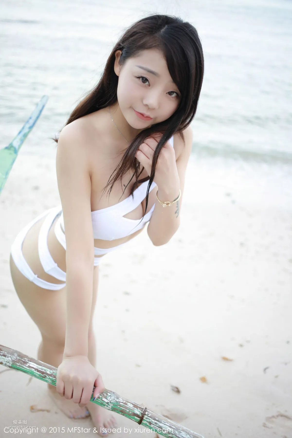 佘貝拉bella《長灘旅拍》2套比基尼系列 [模範學院MFStar] Vol.016 寫真集 38