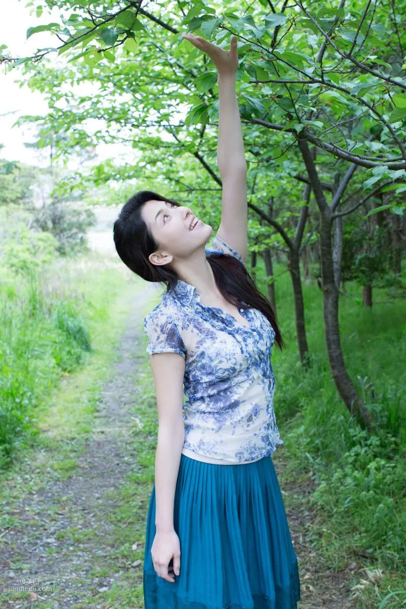 [Wanibooks] NO.124 Manami Hashimoto 橋本愛實/橋本マナミ 寫真集 2