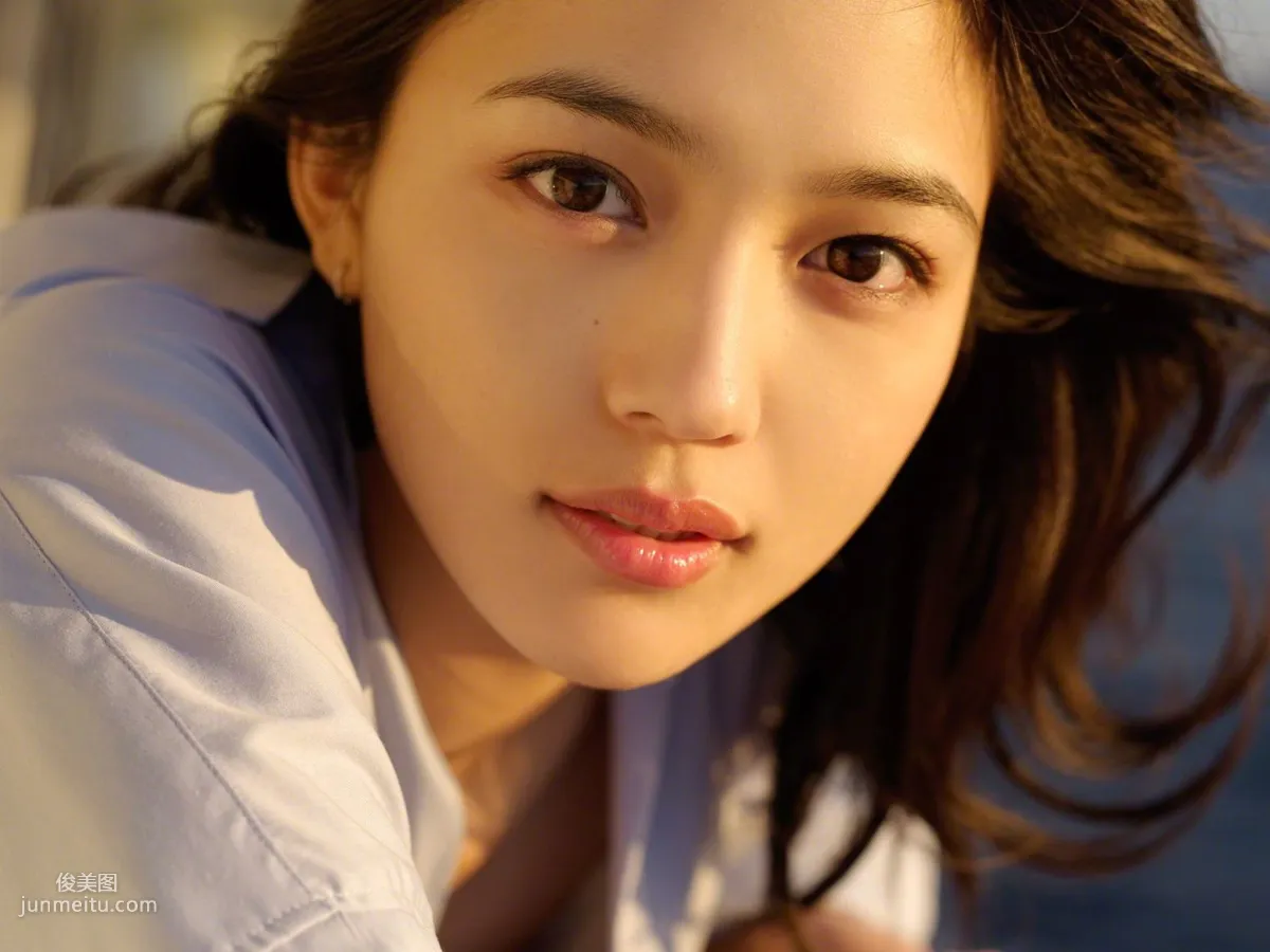 [Wanibooks] NO.132 Haruna Kawaguchi 川口春奈 寫真集 27