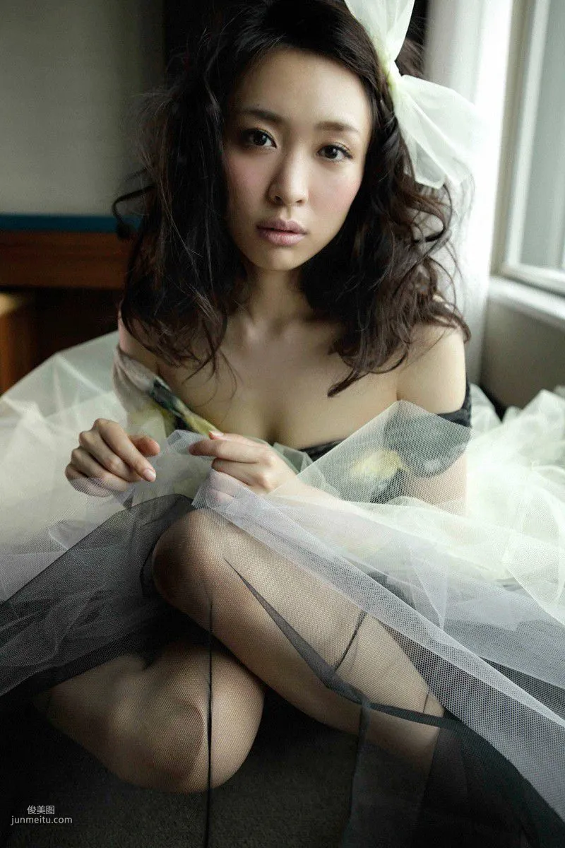 [Wanibooks] NO.99 Mei Kurokawa 黑川芽以 寫真集 144