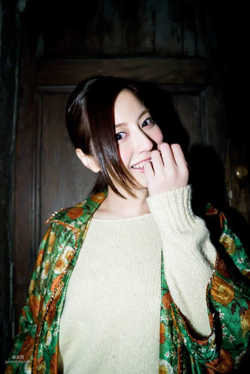 [Wanibooks] NO.136 Yumi Sugimoto 杉本有美 寫真集 79