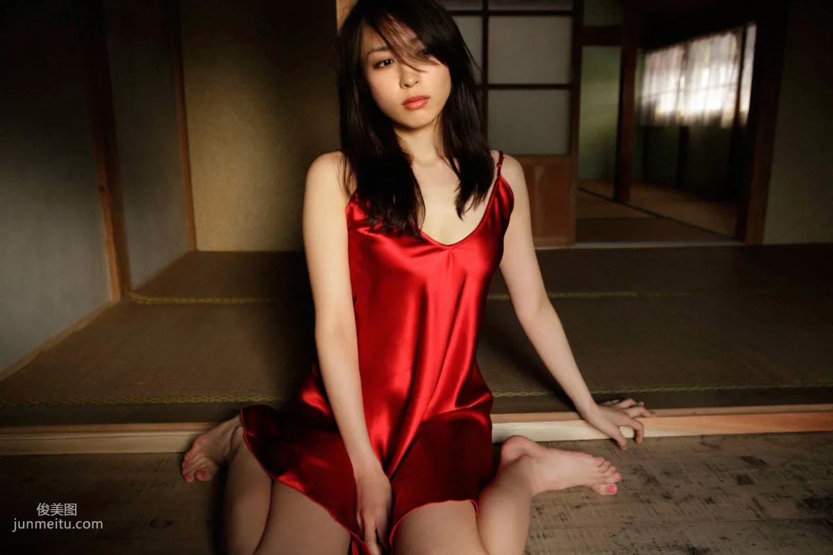 [Wanibooks] NO.99 Mei Kurokawa 黑川芽以 寫真集 99