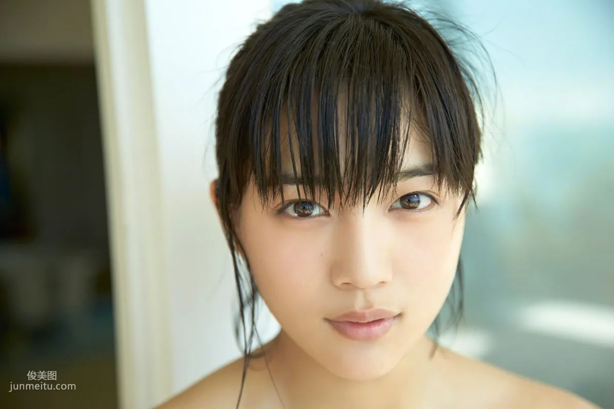 [Wanibooks] NO.132 Haruna Kawaguchi 川口春奈 寫真集 155