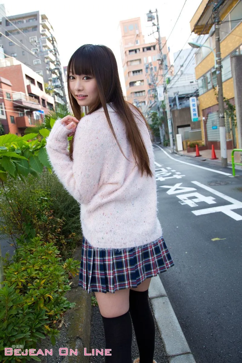 初寫美人 Arina Sakita 咲田ありな/なつめ愛莉 [Bejean On Line] 寫真集 2