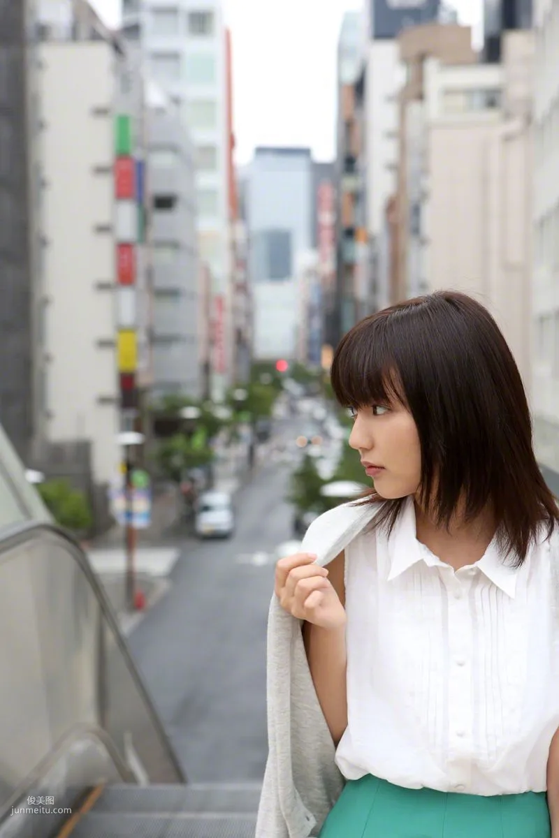 [Wanibooks] NO.131 Erina Mano 真野恵裡菜 寫真集 13