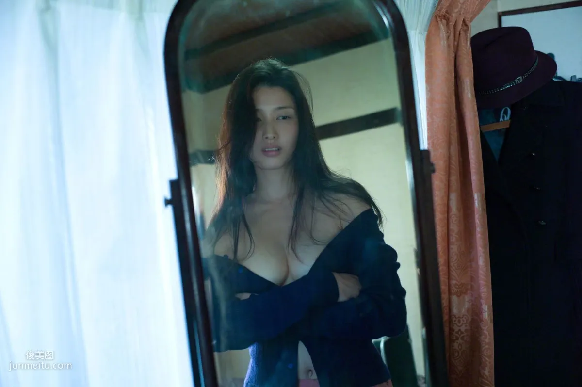 [Wanibooks] NO.124 Manami Hashimoto 橋本愛實/橋本マナミ 寫真集 43