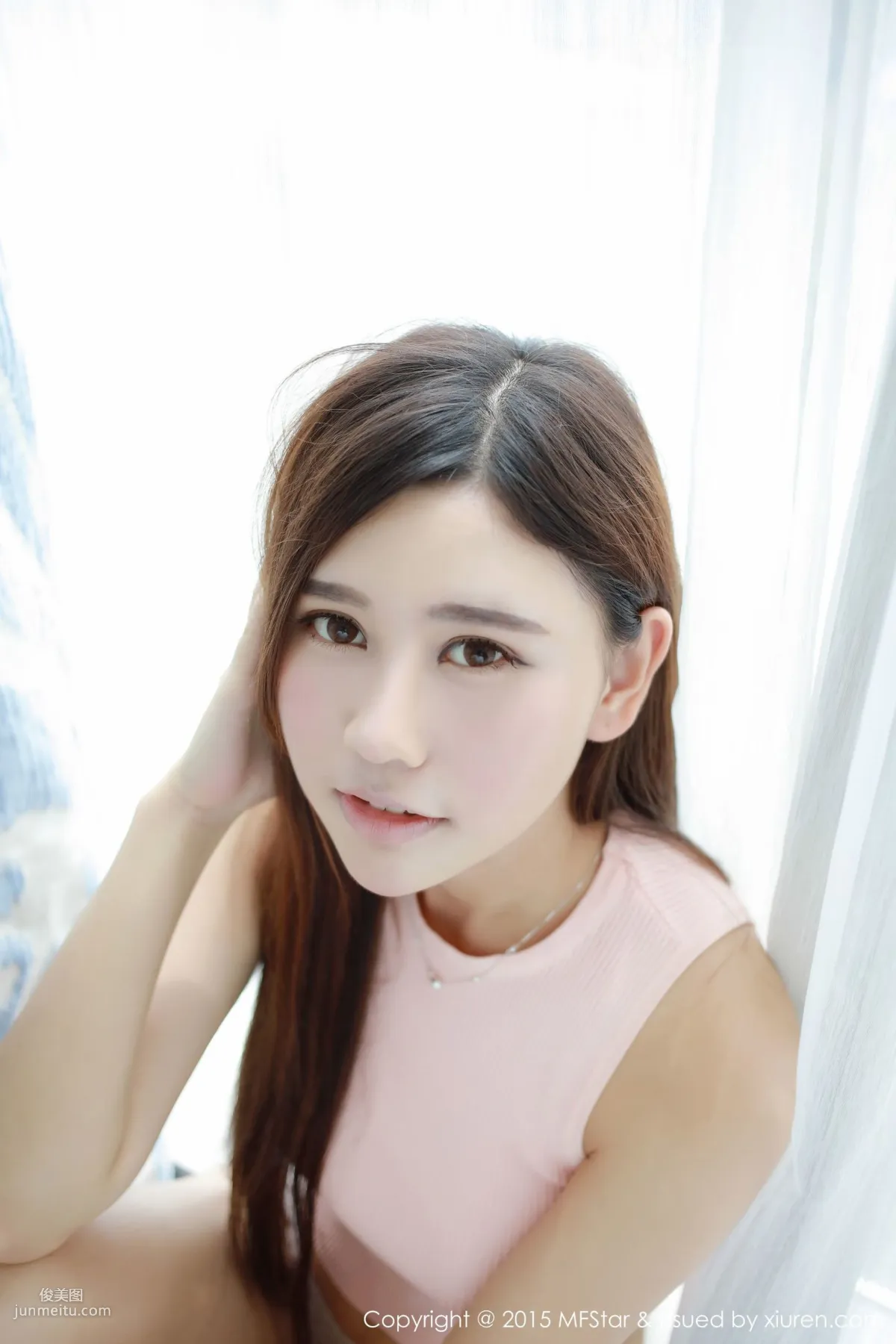 Milk楚楚《性感小背心+女仆系列》 [模範學院MFStar] Vol.018 寫真集 26