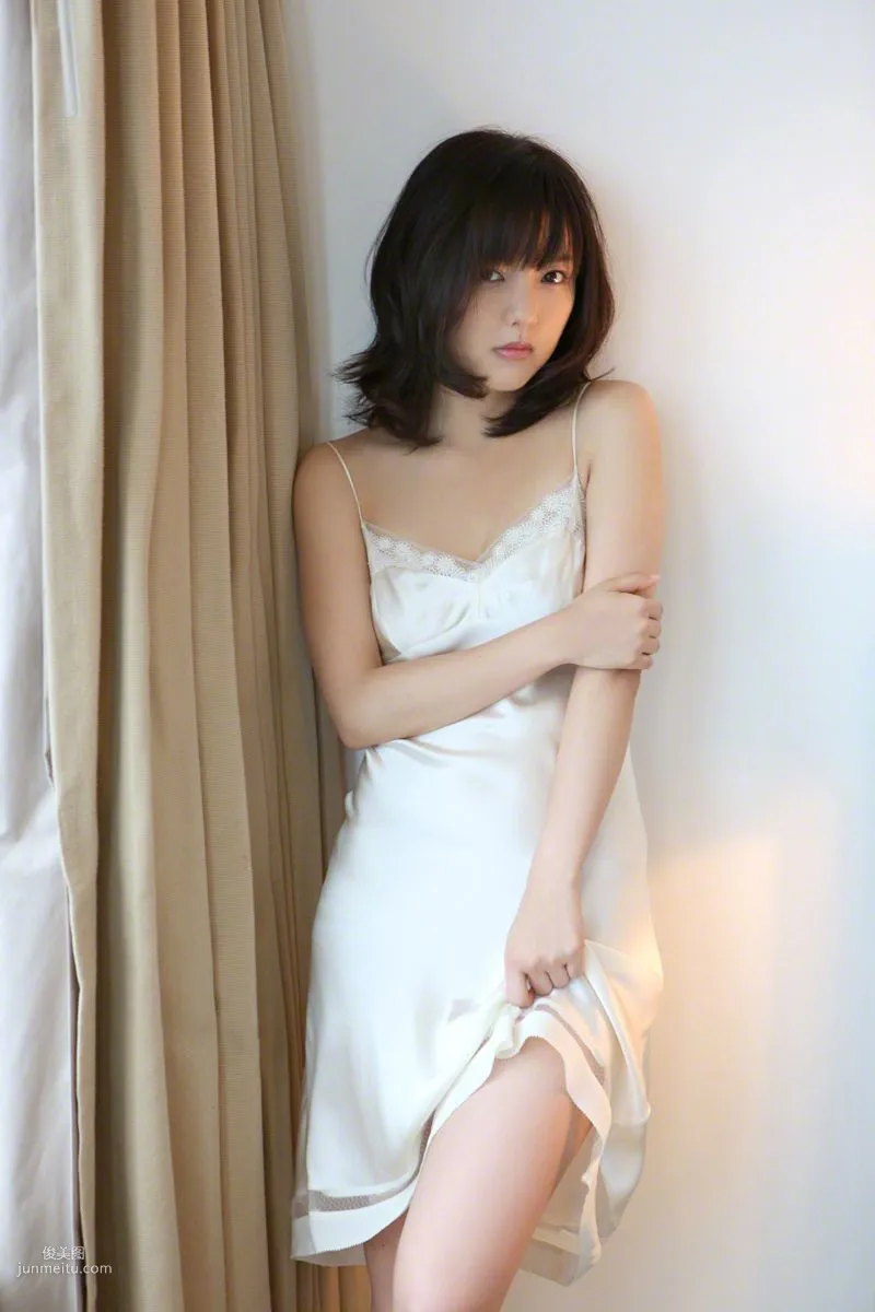 [Wanibooks] NO.131 Erina Mano 真野恵裡菜 寫真集 71