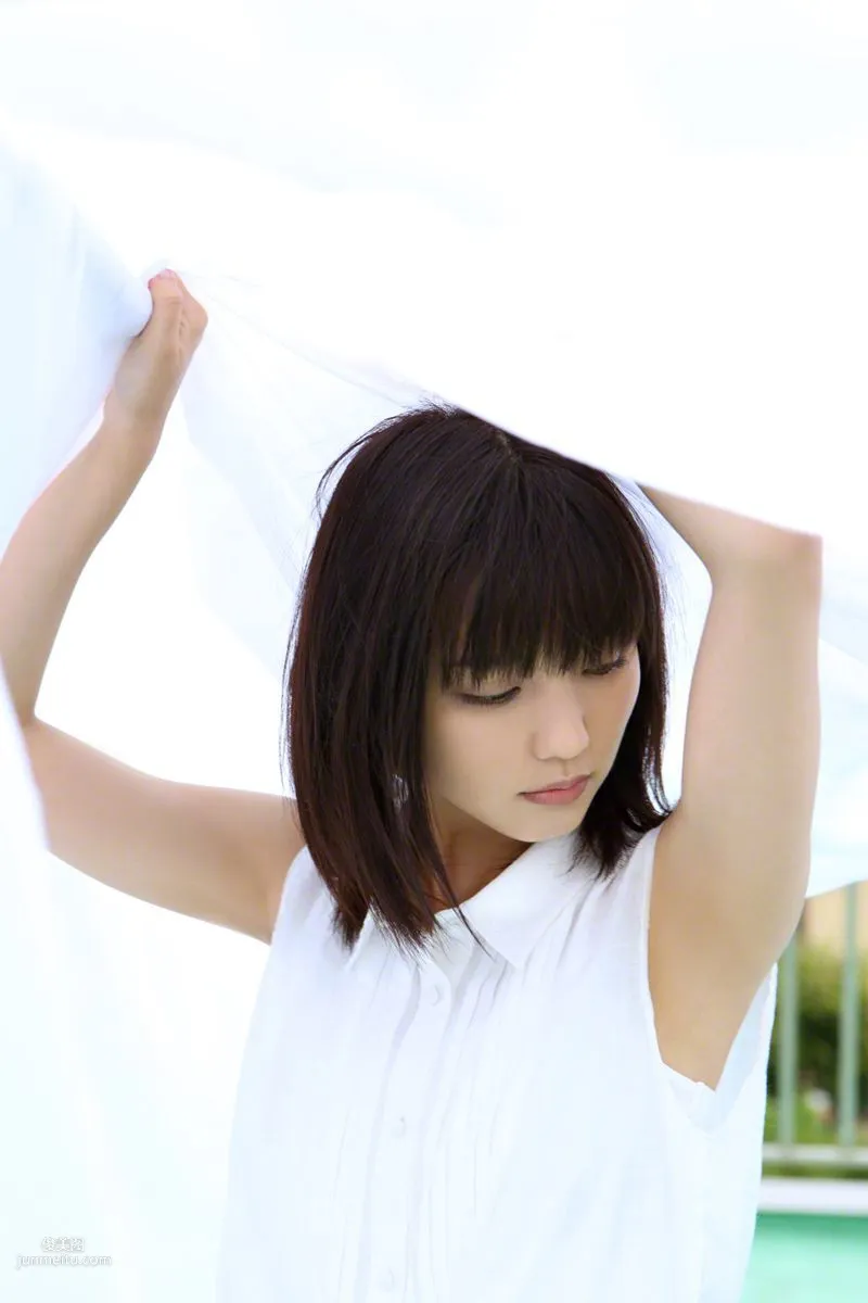 [Wanibooks] NO.131 Erina Mano 真野恵裡菜 寫真集 23