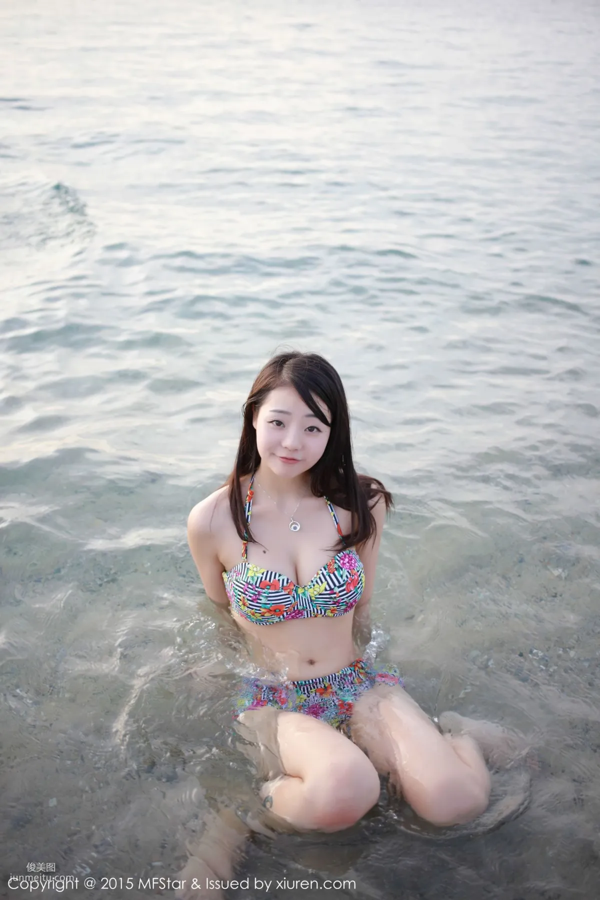 佘貝拉bella《長灘旅拍》2套比基尼系列 [模範學院MFStar] Vol.016 寫真集 18