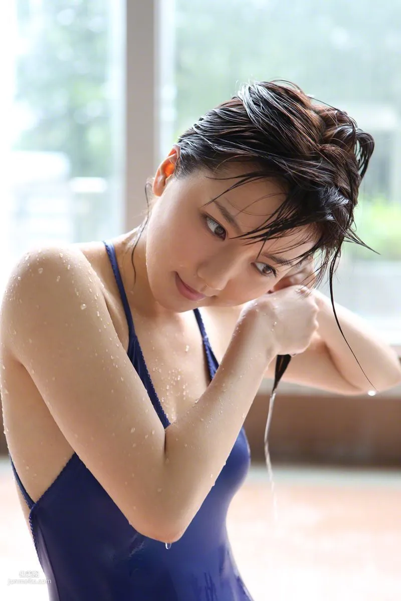 [Wanibooks] NO.131 Erina Mano 真野恵裡菜 寫真集 95