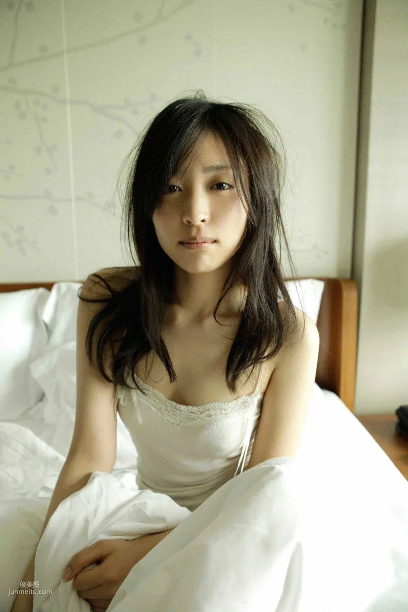 [Wanibooks] NO.99 Mei Kurokawa 黑川芽以 寫真集 106