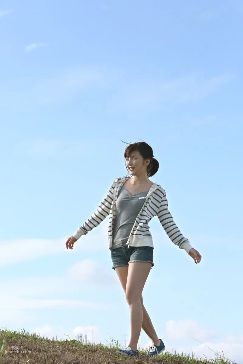 [Wanibooks] NO.131 Erina Mano 真野恵裡菜 寫真集 40