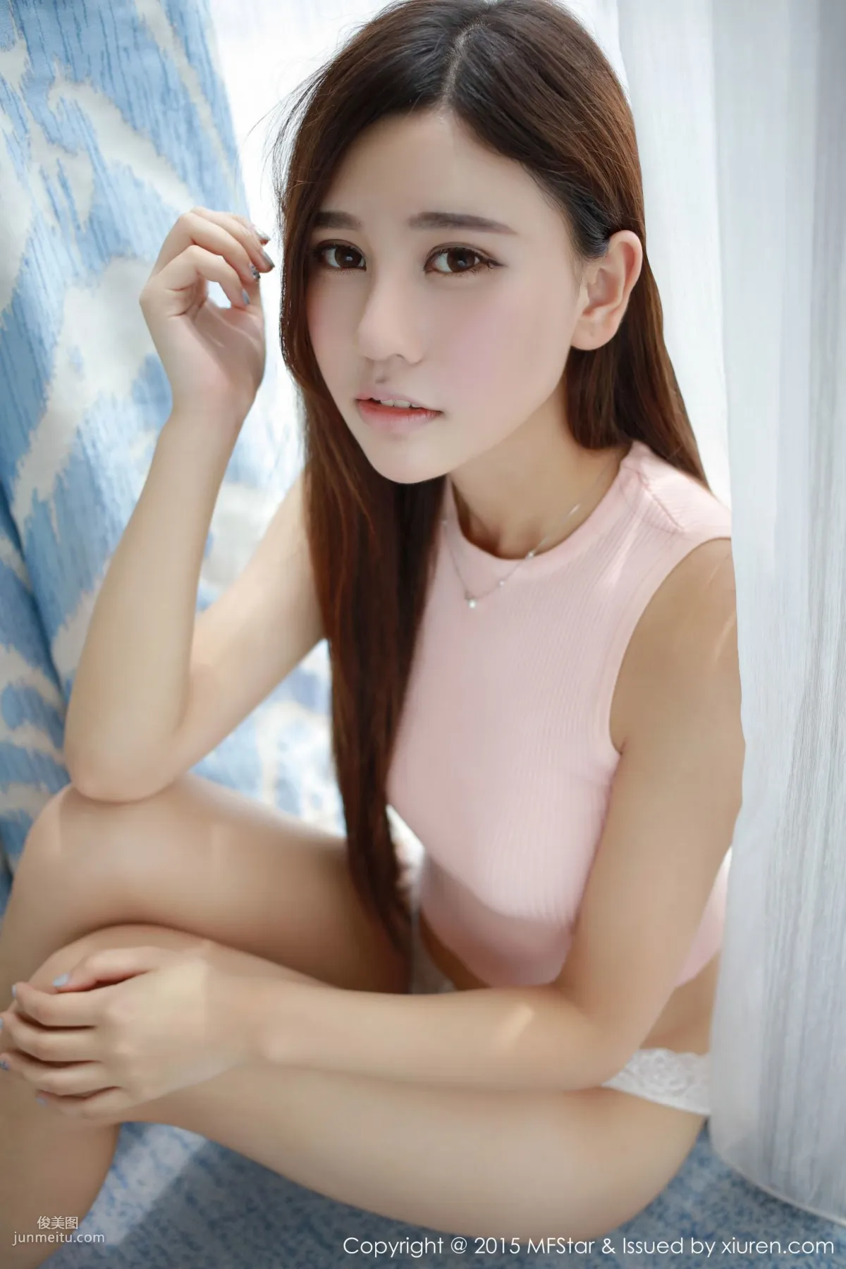 Milk楚楚《性感小背心+女仆系列》 [模範學院MFStar] Vol.018 寫真集 25