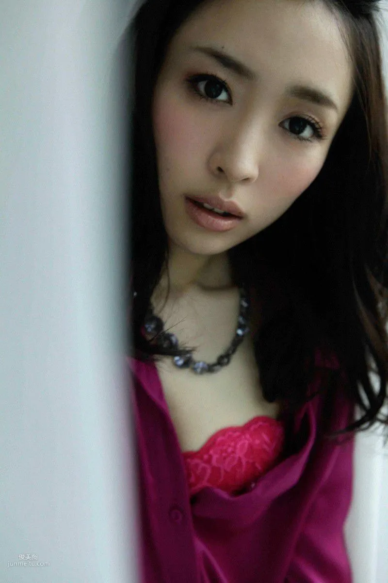 [Wanibooks] NO.99 Mei Kurokawa 黑川芽以 寫真集 148