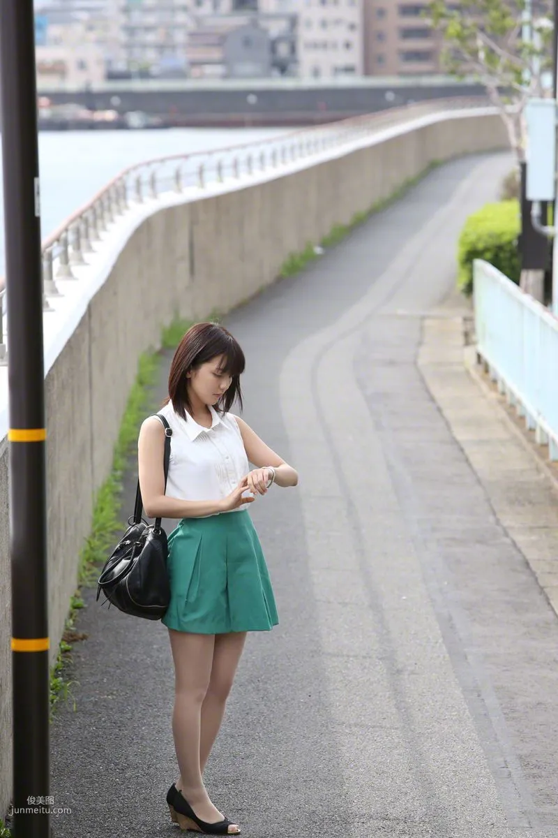 [Wanibooks] NO.131 Erina Mano 真野恵裡菜 寫真集 5