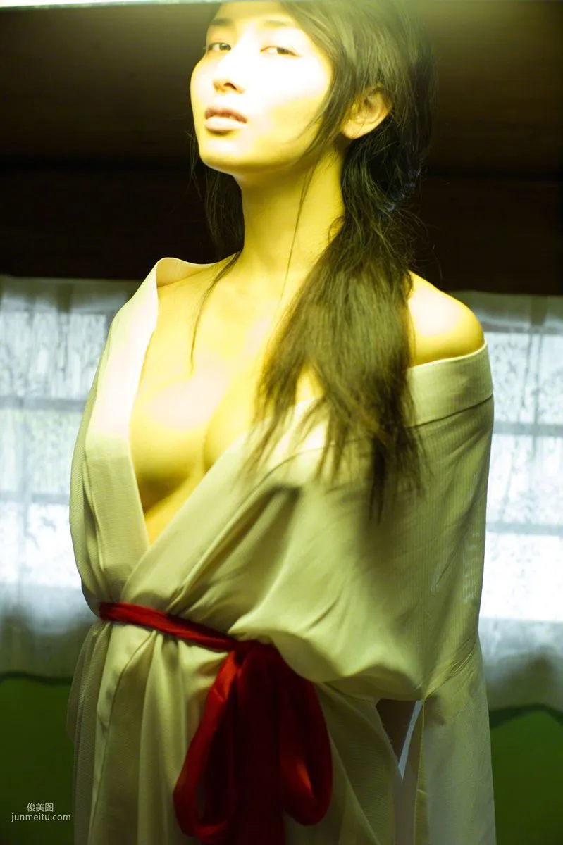 [Wanibooks] NO.124 Manami Hashimoto 橋本愛實/橋本マナミ 寫真集 166