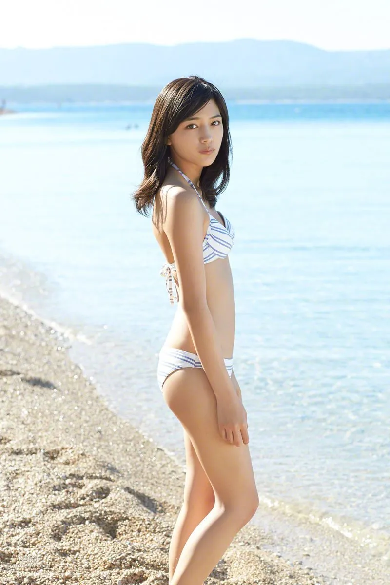 [Wanibooks] NO.132 Haruna Kawaguchi 川口春奈 寫真集 80