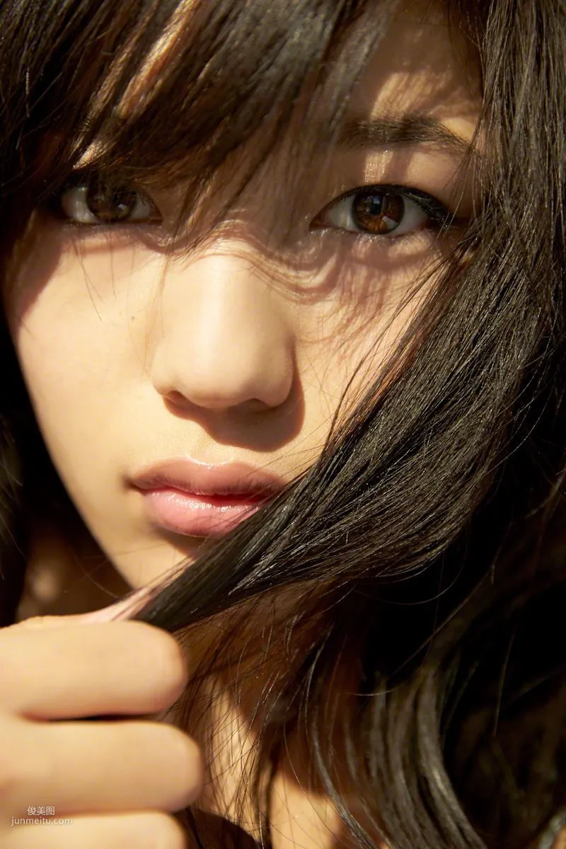 [Wanibooks] NO.132 Haruna Kawaguchi 川口春奈 寫真集 114