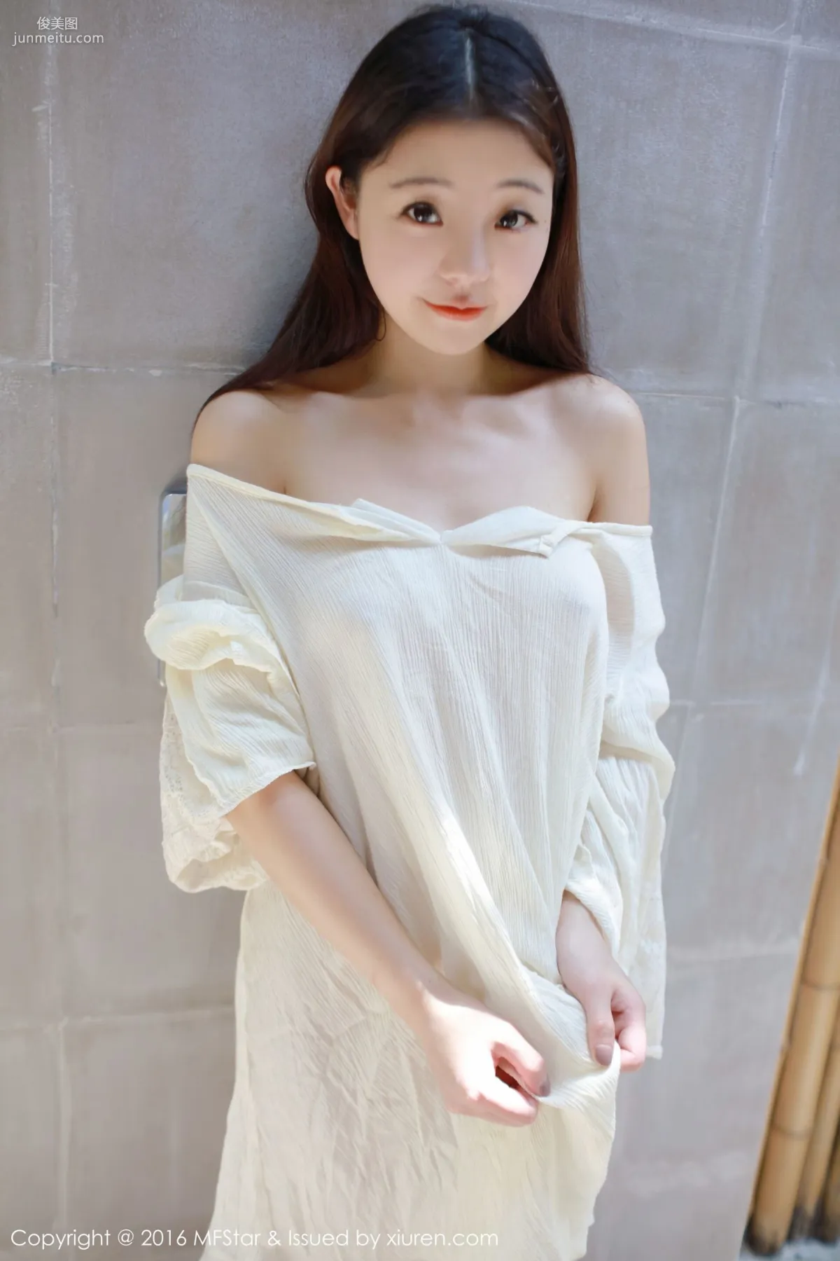 佘貝拉bella《濕身誘惑與激凸福利》 [模範學院MFStar] Vol.072 寫真集 33