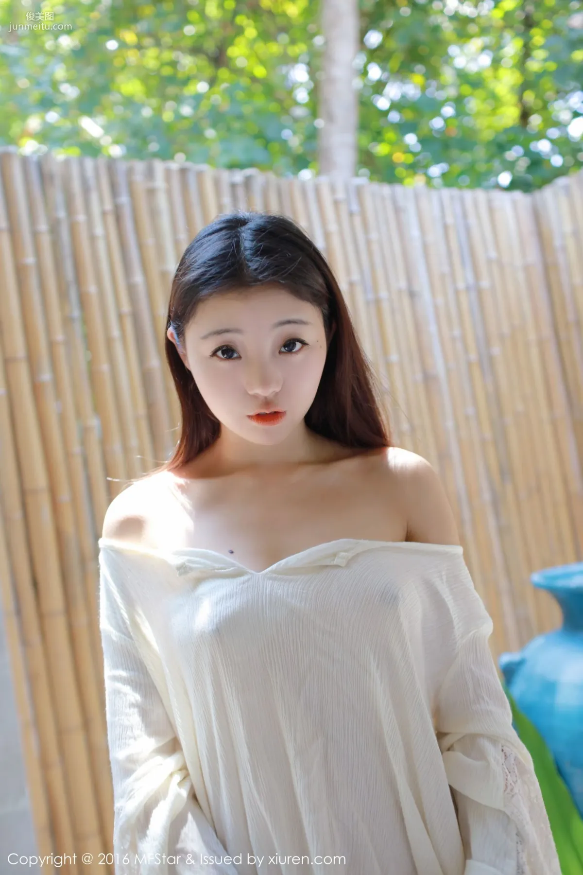 佘貝拉bella《濕身誘惑與激凸福利》 [模範學院MFStar] Vol.072 寫真集 23