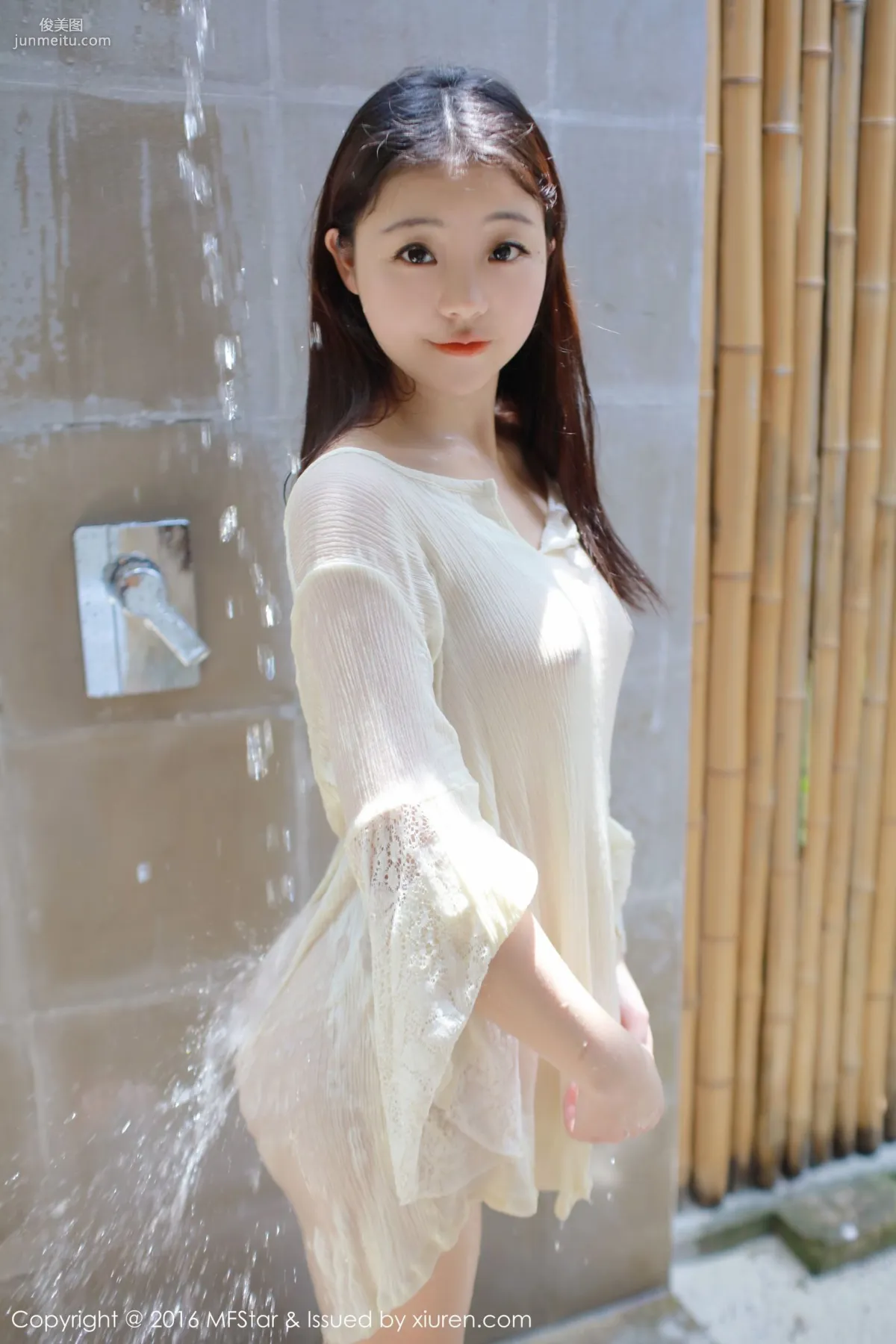 佘貝拉bella《濕身誘惑與激凸福利》 [模範學院MFStar] Vol.072 寫真集 37