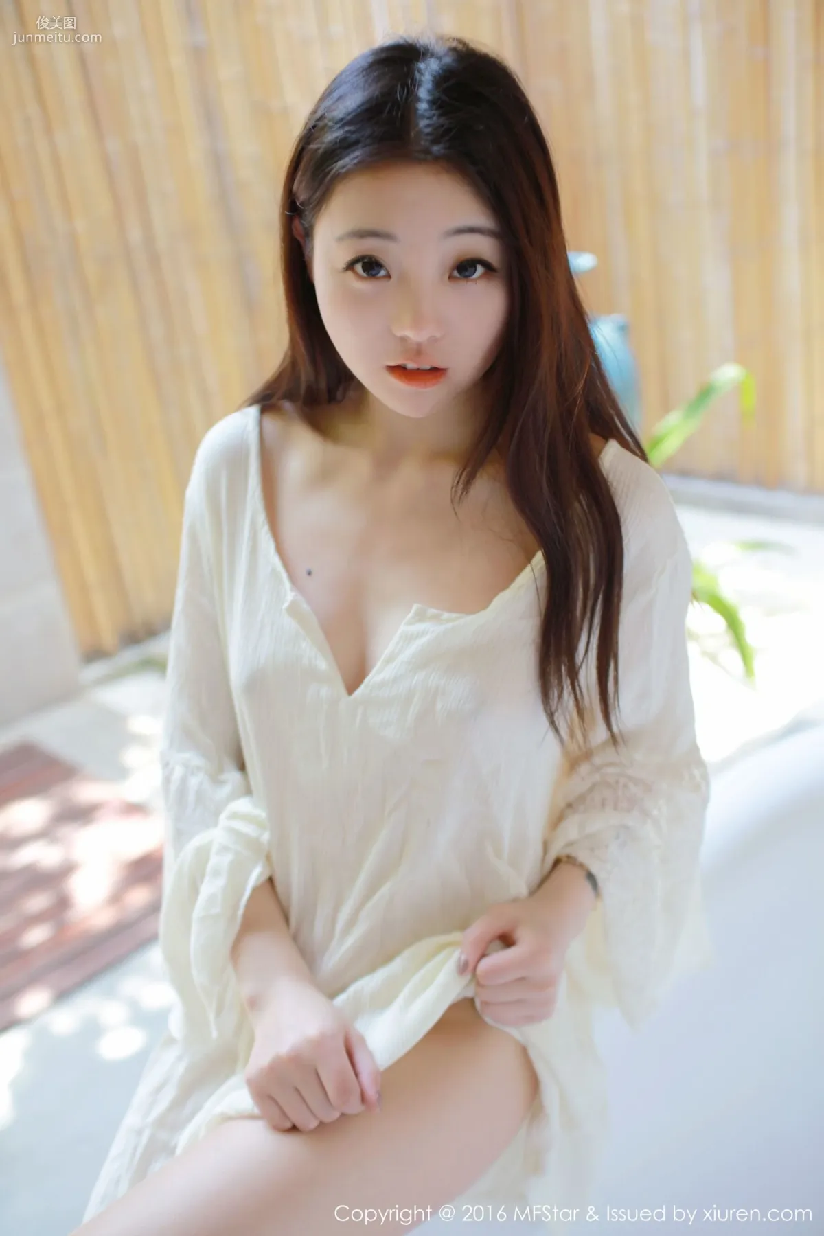 佘貝拉bella《濕身誘惑與激凸福利》 [模範學院MFStar] Vol.072 寫真集 3