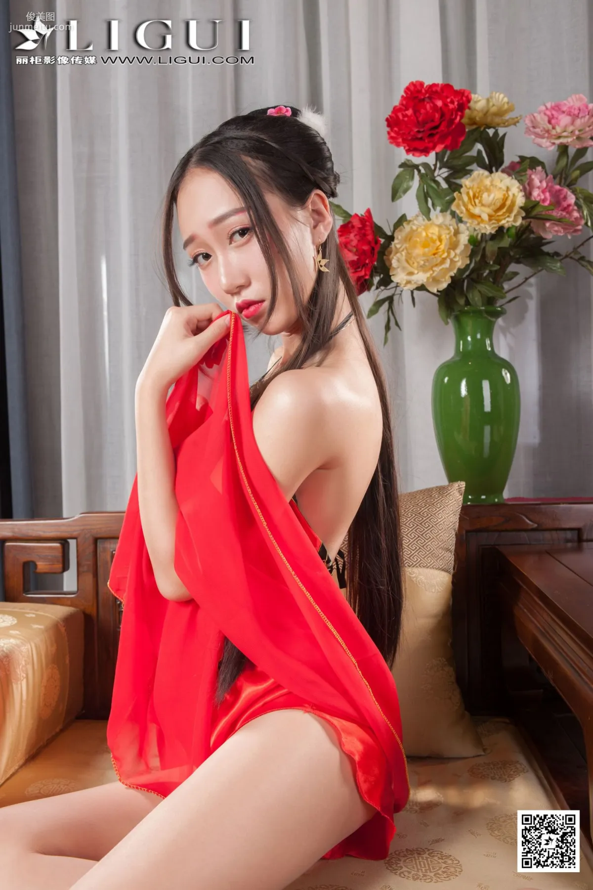 紅燭《紅肚兜古裝美女》 [麗櫃] 絲足寫真集 3