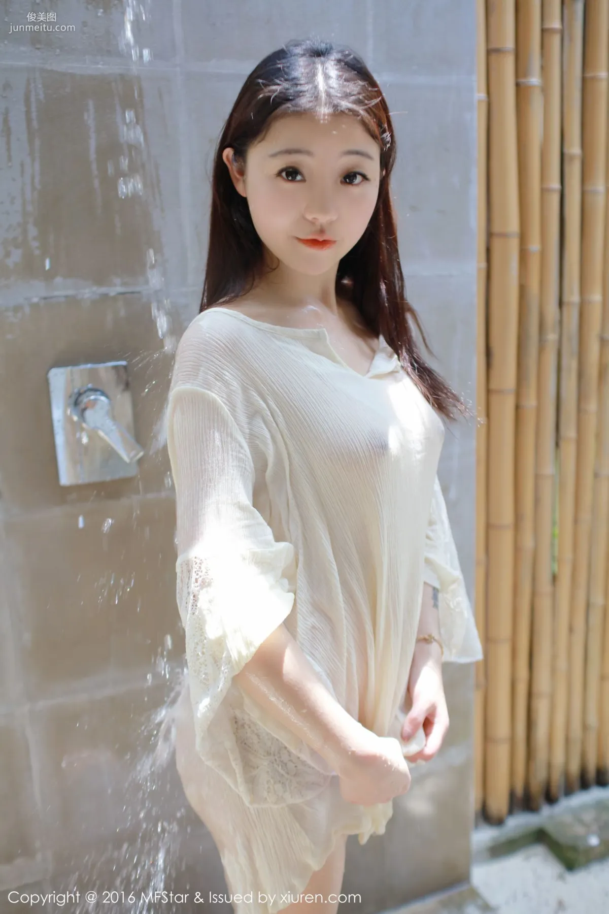 佘貝拉bella《濕身誘惑與激凸福利》 [模範學院MFStar] Vol.072 寫真集 36