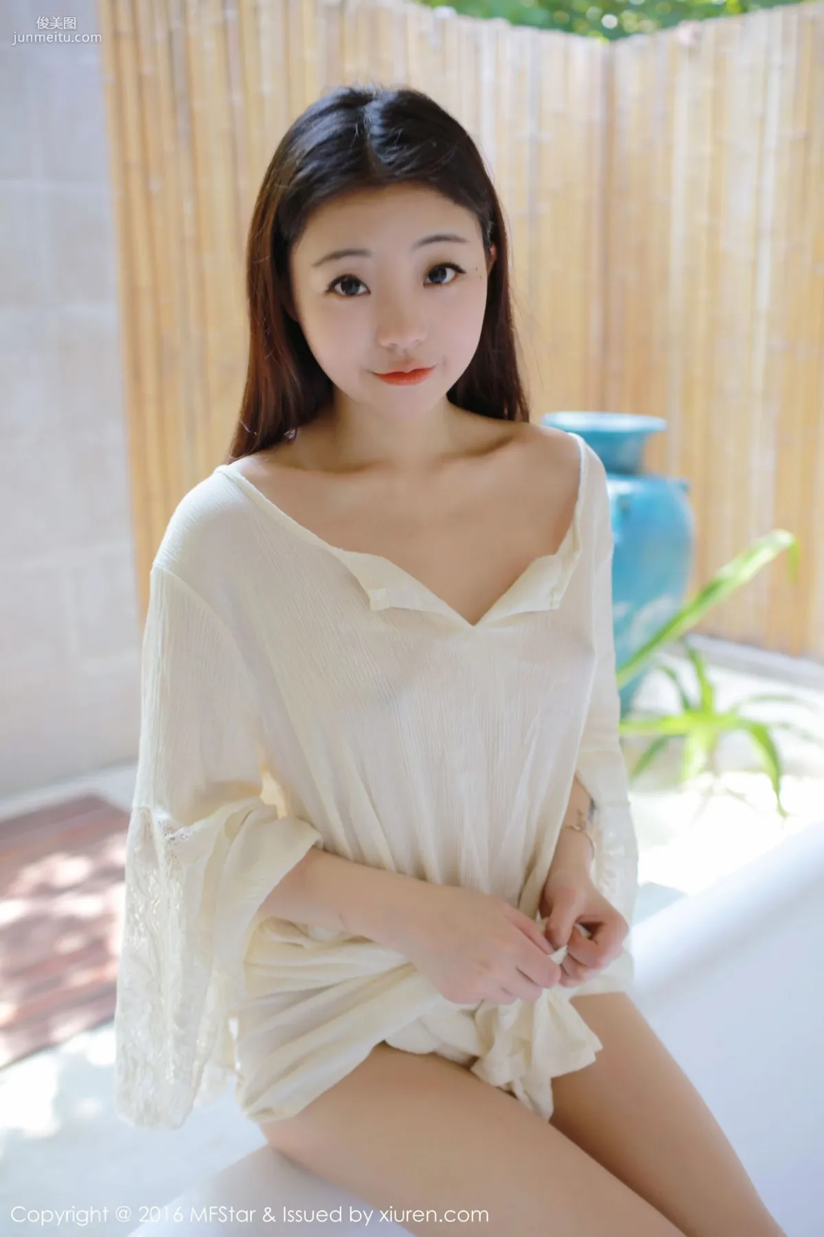 佘貝拉bella《濕身誘惑與激凸福利》 [模範學院MFStar] Vol.072 寫真集 12