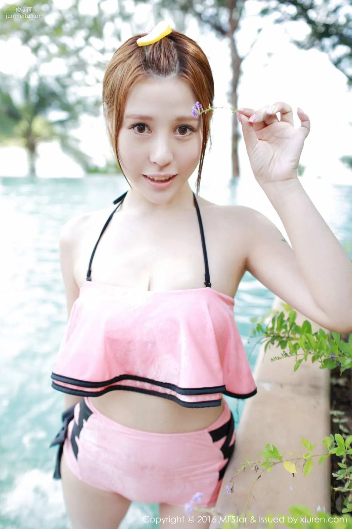Evelyn艾莉《誘人激凸與浴室濕身美臀》 [模範學院MFStar] Vol.073 寫真集 17